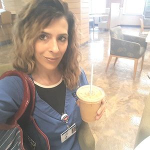 Meet your Posher, Lia